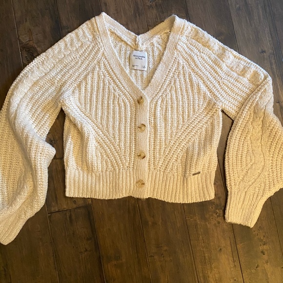 abercrombie cropped cardigan